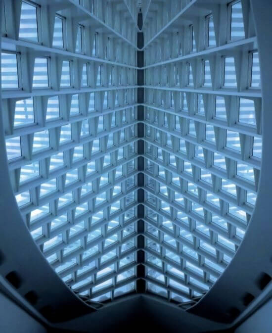 全球13座不可思议的玻璃建筑