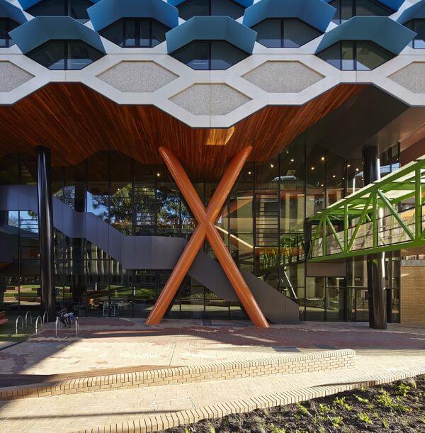 澳大利亚.拉筹伯分子科学研究所