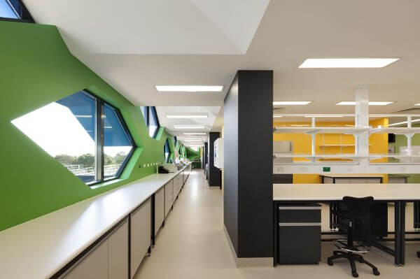 澳大利亚.拉筹伯分子科学研究所