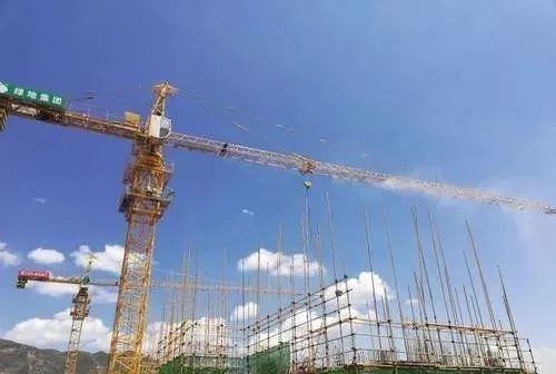 塔吊、桩机、施工电梯……建筑工地上11项施工机具的安全控制要点总结！