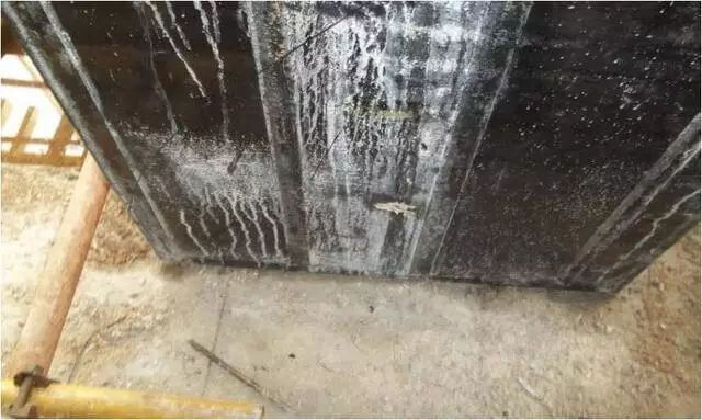 钢筋模板混凝土常见质量缺陷!检查重点!_18 钢筋模板混凝土常见质量缺陷!检查重点!_18