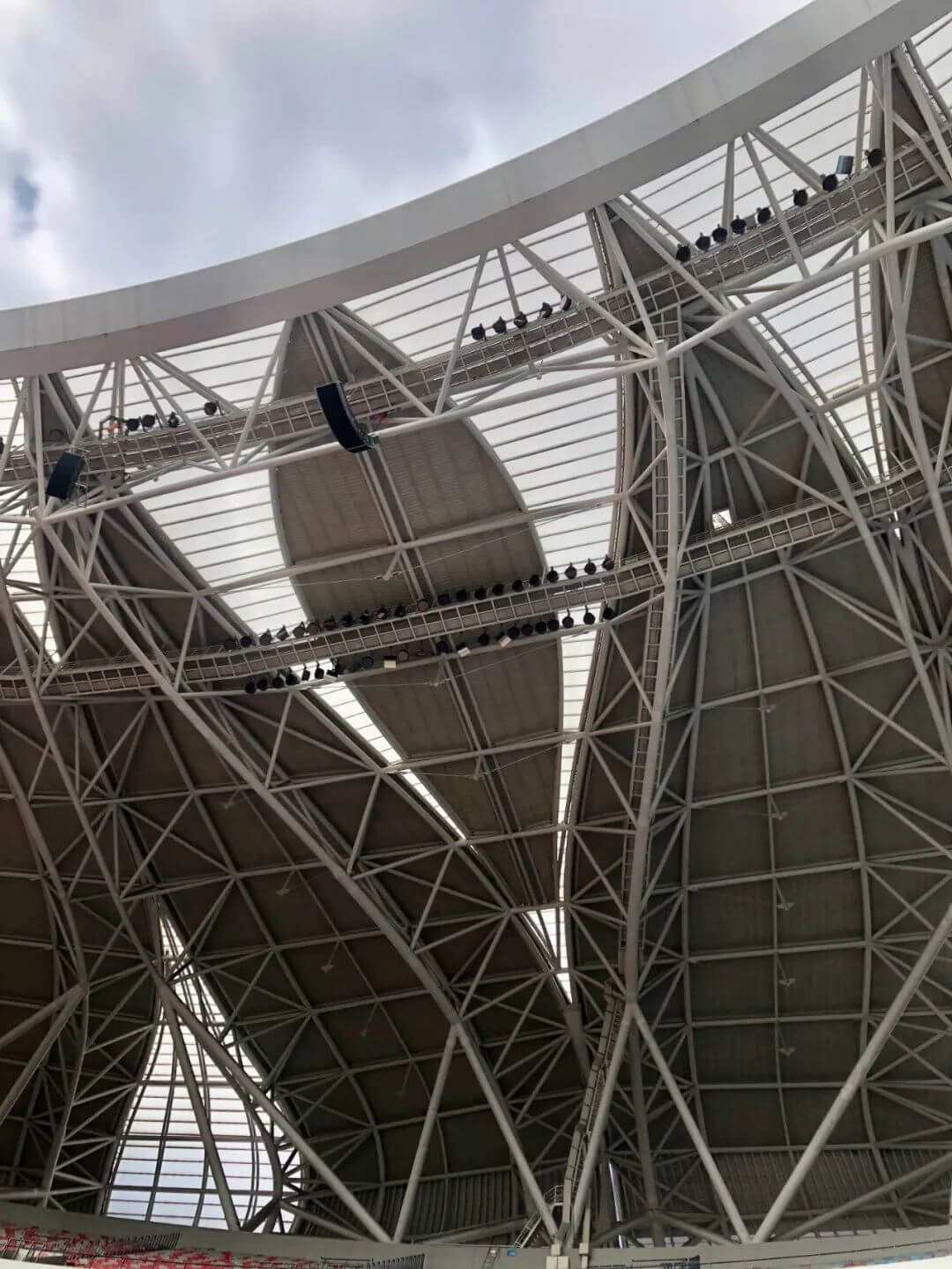 一睹位于钱塘江南岸的“大莲花”风采！