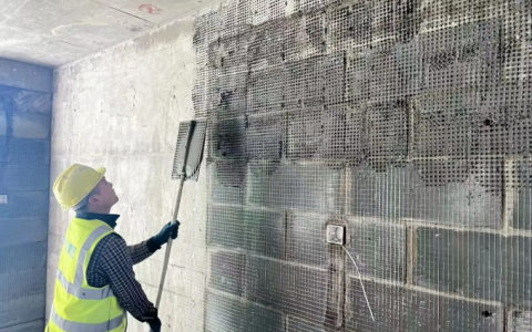 墙面抹灰如何施工不空鼓？拍浆拉毛这样干！