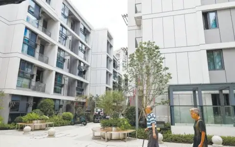 中国建造升级加速：智能建造、建筑机器人与 AI 大模型重塑万亿建筑业